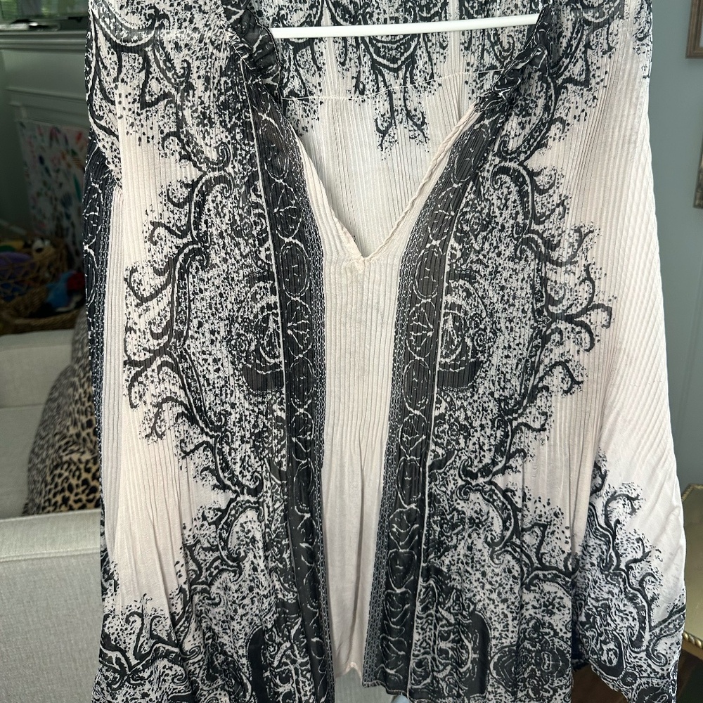 Anthropologie sheer long sleeve top